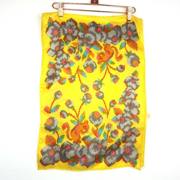 Vintage | Silk Blend Scarf 1960s/70s Unique Yellow Squirrel - Picture 1 of 4